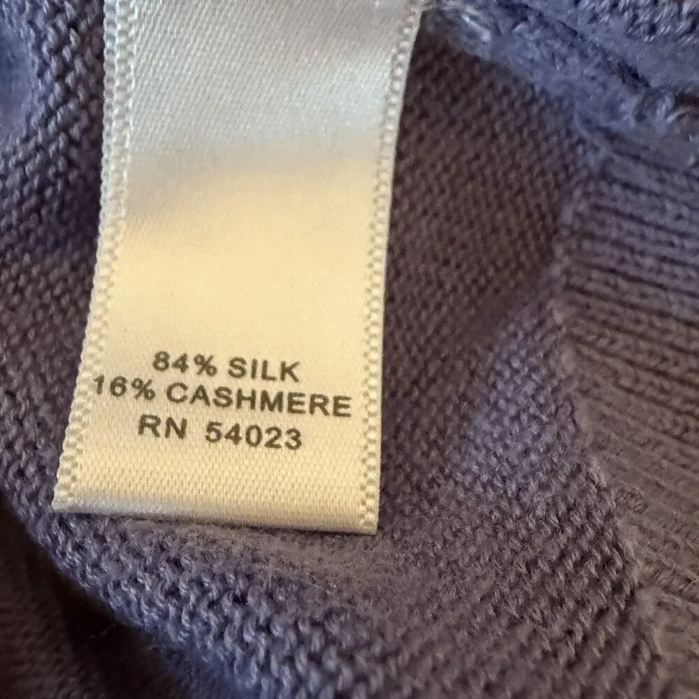 Banana Republic Silk Cashmere V-Neck Sweater Mens XL  Lightweight Luxury Purple